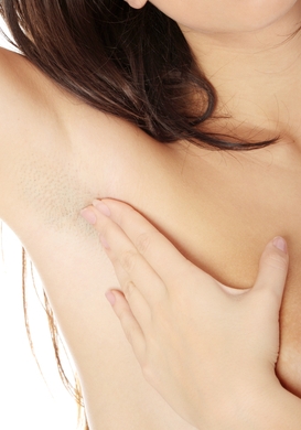 Почему болит в подмышке?