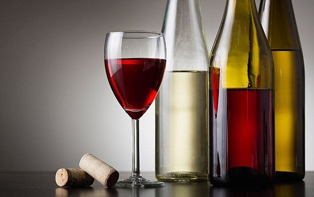 10 причин, из-за которых лицо и кожа выглядят старше