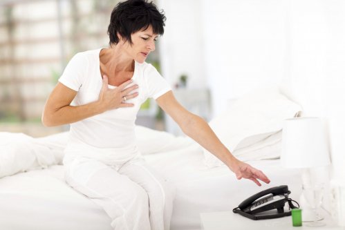 Боль в груди: проблемы с сердцем или невралгия?