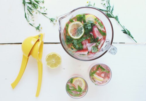 Летние отеки: откуда берется лишняя жидкость в жару