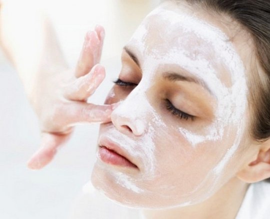Спасительные маски для проблемной кожи лица