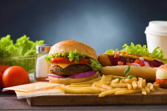 5 любимых продуктов, которые портят пищеварение